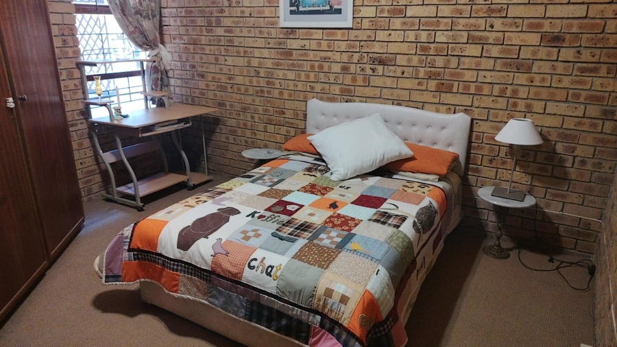 4 Bedroom Property for Sale in Wilkoppies North West